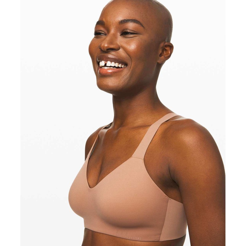 Lululemon Hold True Bra 34B Tan Nude Seamless V-Neck Everyday‎ Underwire Free
